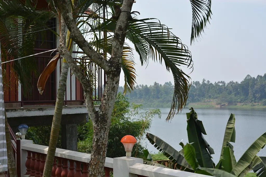 Periyar Riverview Homestay Kaladi 0*,